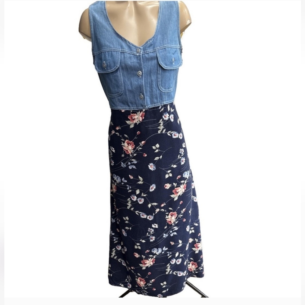 Vintage Floral Navy Skirt with Denim Top